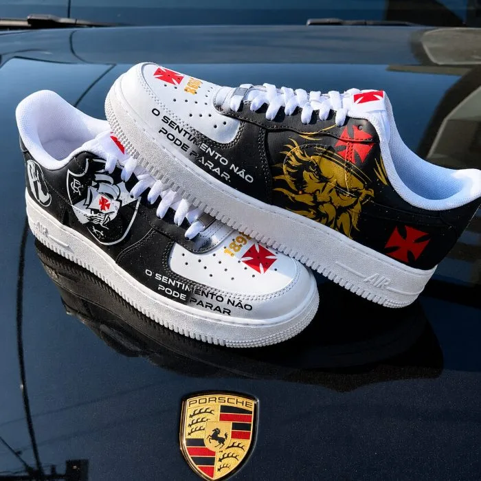 Par de tênis atendido pela Wash Sneakers 21