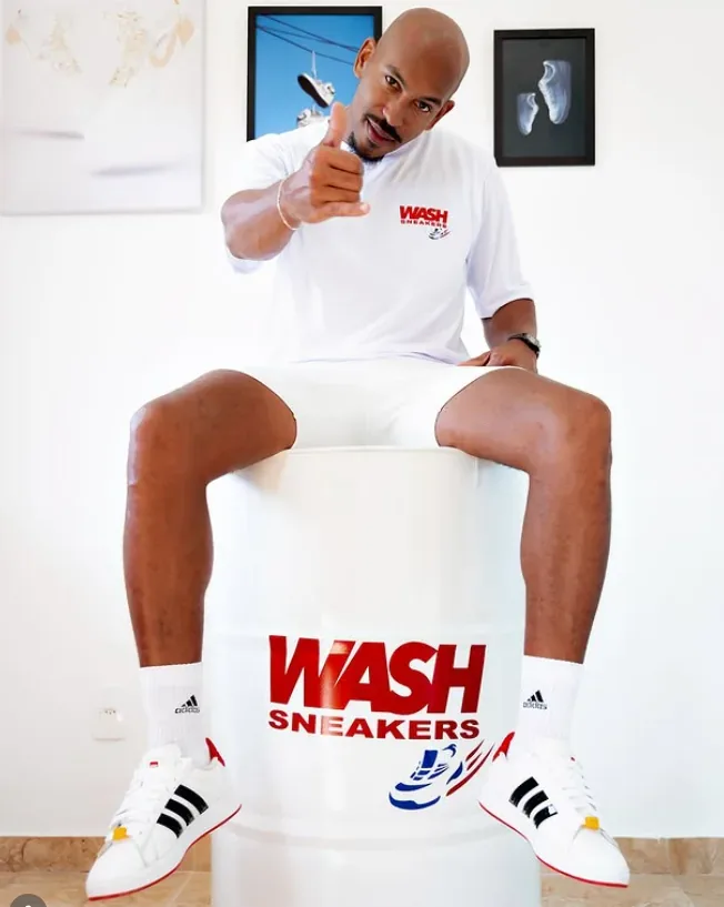 [Nome do fundador], fundador da Wash Sneakers 21